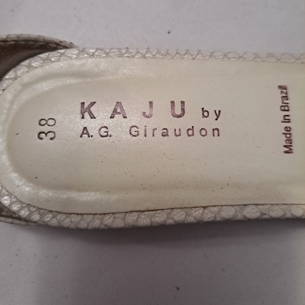 A.G. Giraudon Kaju Leather Flat With Fringe Pom - Picture 10 of 12